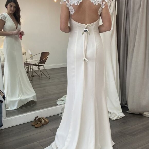 Nouvelle Amsale Amanda Wedding Gown Size 10 - Picture 4 of 10